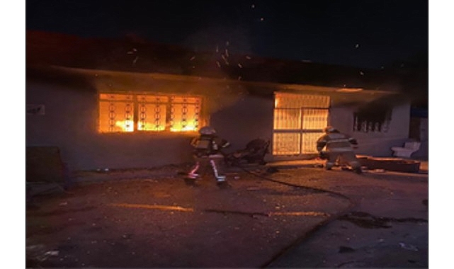 İzmir İtfaiyesi 9 Günde 998 Olaya Müdahale Etti: 275 Hayvan Kurtarıldı