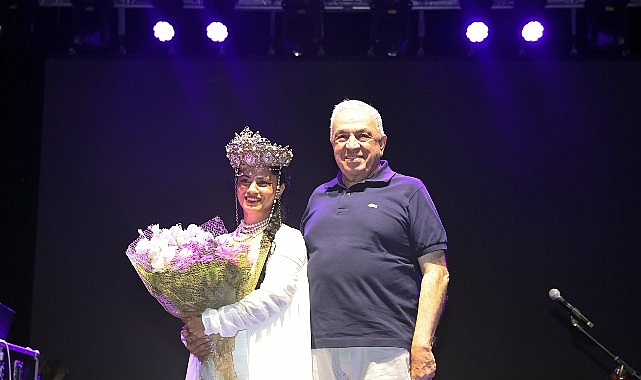 Nilüfer Caz Festivali'nde Emel Mathlouthi Rüzgarı: Özgürlük ve Barış Temalı Kapanış