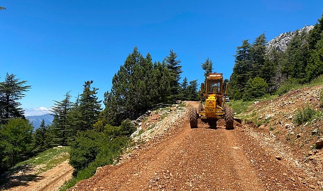 Akseki'de 5 Yayla Yolu Bakıma Alındı: Güvenli Ulaşım Hedefleniyor