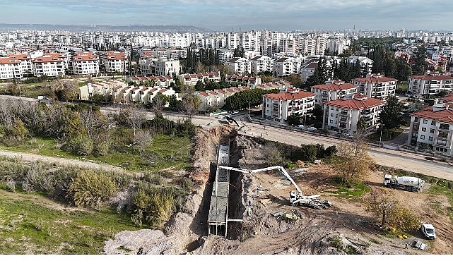 Konyaaltı'na 2.7 Milyar TL'lik Dev Altyapı Yatırımı: Su ve Yol Hamlesi