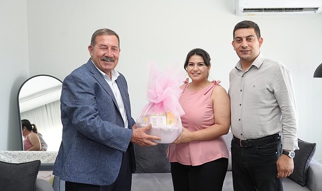 Milas'ta 'Hoş Geldin Bebek' Projesi: Başkan Topuz Ailelerin Sevincine Ortak Oldu