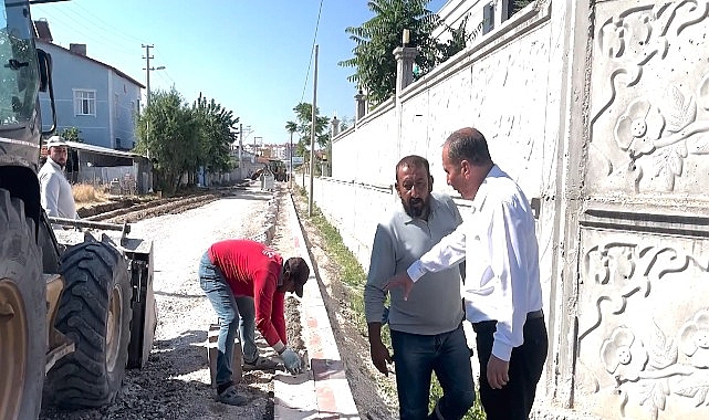 Başkan Mehmet Aydın'dan Mahalle Ziyaretleri: Altyapı ve Asfalt Çalışmaları Yerinde Denetlendi