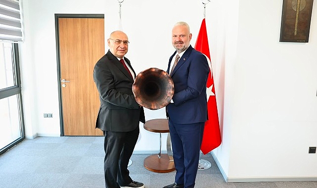 Menemen'de 26 Mahalleye Doğalgaz Müjdesi: Başkan Pehlivan'dan Hızlı Altyapı Sözü