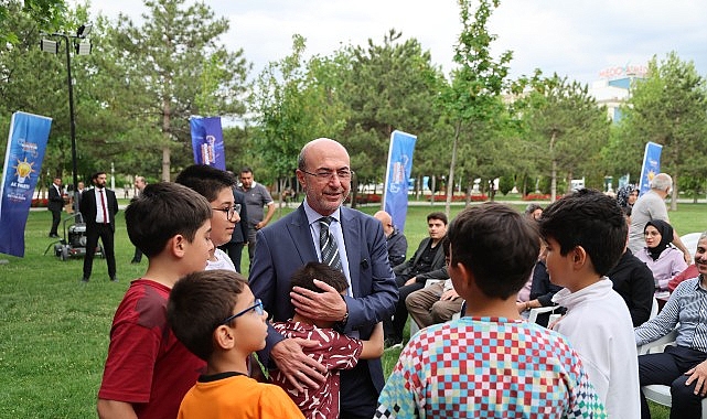 Selçuklu'da Başkan Pekyatırmacı Vatandaşla Buluştu: Talepler Doğrudan Dinleniyor