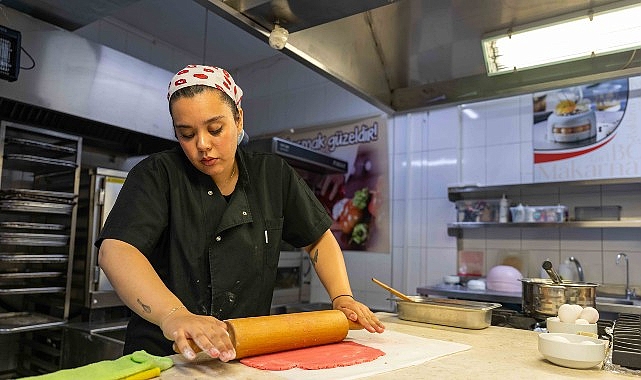 Bornova'da Mutfak Atölyeleri: CreamPuff ve FalafelRoll ile Renkli Tarifler Devam Ediyor