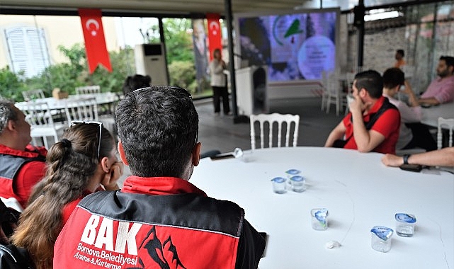 Bornova'da orman yangınları semineri: Neden yanıyoruz, neden söndüremiyoruz?