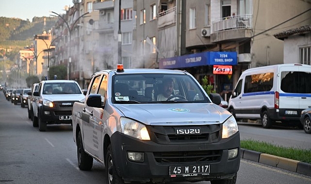 Manisa Büyükşehir'den 17 İlçede Haşere İlaçlama Seferberliği: 20 Araç, 30 Personel Sahada