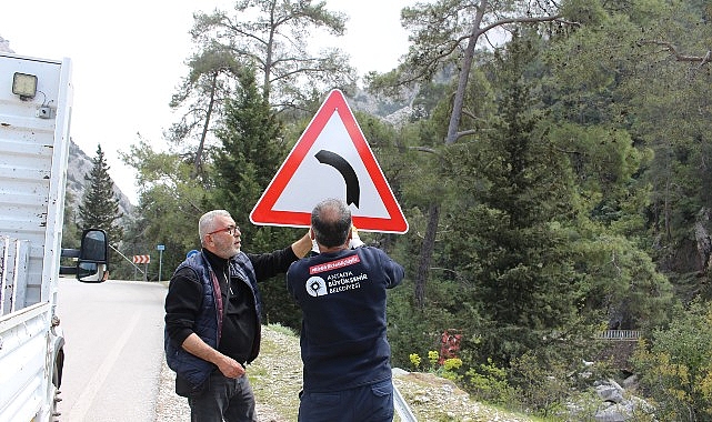 Kemer Yayla Yollarında Büyükşehir'den Kapsamlı Bakım ve Onarım Seferberliği