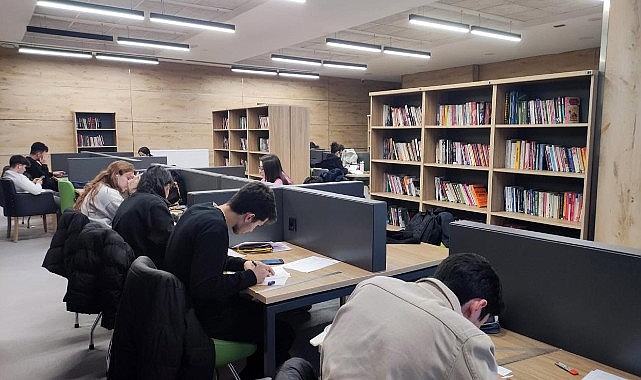 Çankaya Belediyesi'nin 12 Kütüphanesinde Yaz Dönemi Mesaisi Başlıyor