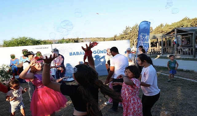 Çeşme'de ulaşımda yeni dönem: 7 metre genişliğindeki yol hizmete açıldı