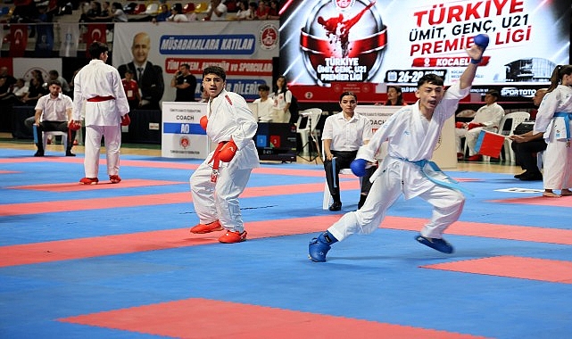 Kocaeli'de 1600 Sporcuyla Dev Karate Şampiyonası Başladı
