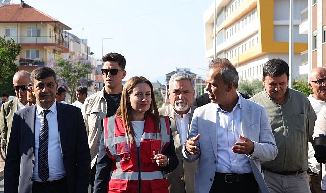 Döşemealtı Yeniköy'de 2 Bin Metrelik Asfalt Çalışması Başladı
