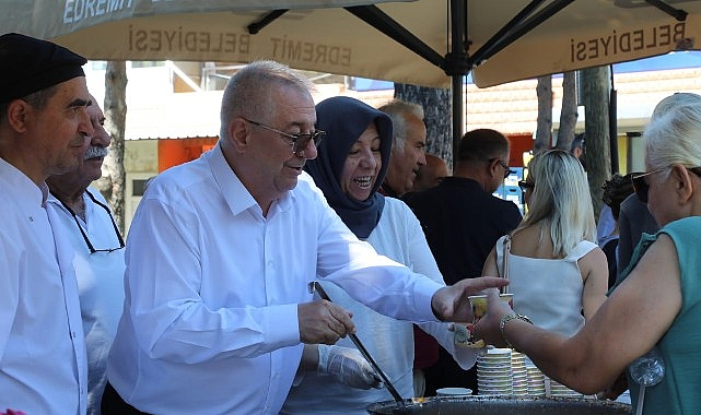 Edremit'te Muharrem ayı aşure ikramı başladı: İlk duraklar Altınkum ve Zeytinli