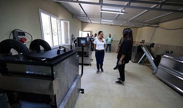 Efes Selçuk'ta Otel Yemekleri Mamaya Dönüşüyor: Günde 140 Kilo Üretim