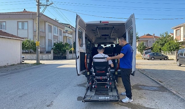 Kocaeli'de Engelsiz Taksi ile YKS'ye Stressiz Ulaşım: 15 Araçla Destek