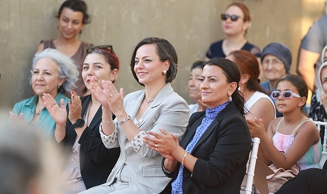 60 Yaş Üstüne İkinci Bahar: İleri Yaş Akademisi İlk Mezunlarını Verdi