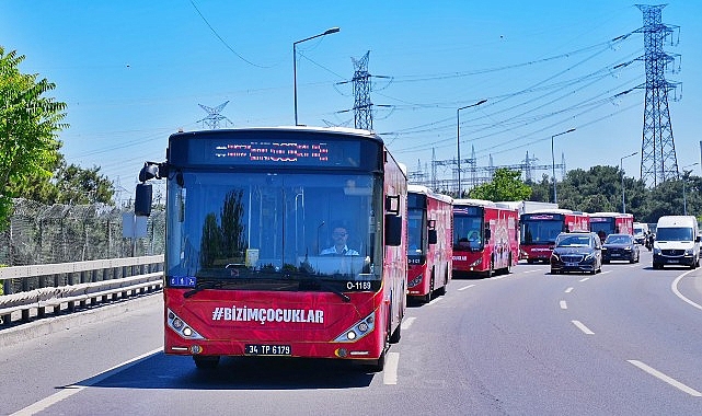 İstanbul'da Dünya Kupası Coşkusu: Milli Takım Temalı Otobüs ve Metrobüsler Seferde