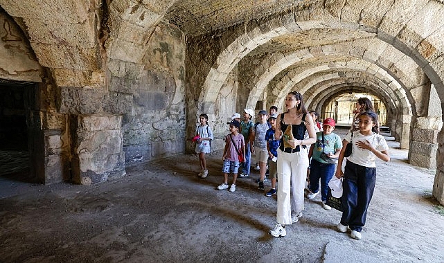 İzmir'de 1250 çocuk kültürel mirası deneyimleyerek öğrenecek