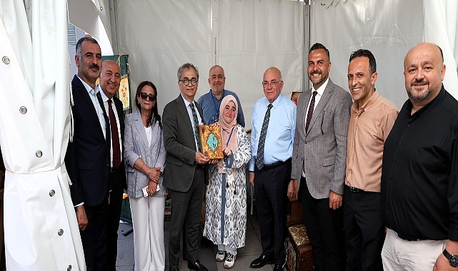 İzmit Alışveriş Festivali 120 Esnafla Başladı: 5 Gün Sürecek