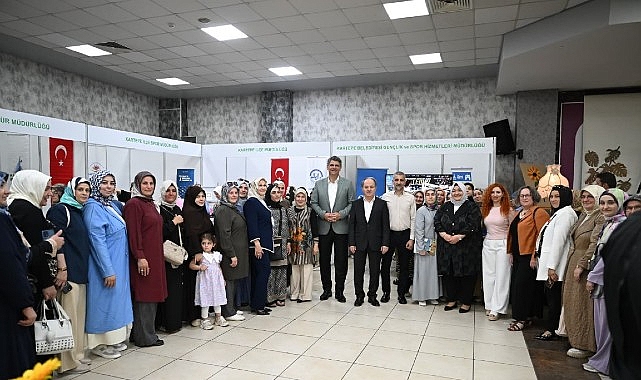 KARMEK Yıl Sonu Sergisi: 10 Bine Yakın Kursiyerin Emeği Görücüye Çıktı