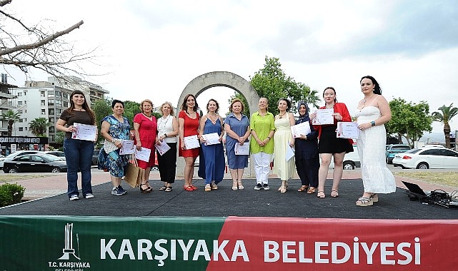 Karşıyaka'da 850 Kadının Emeği Yıl Sonu Şenliğiyle Taçlandı