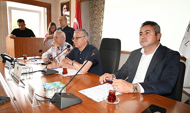 Kemer'de Turizm Krizi: 3 Milyon Uçuş İptal, Sezon 27 Haziran'a Kadar Sıkıntılı