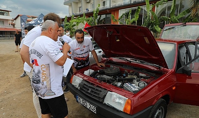 Lada Tutkunları Menderes Sahillerinde Buluştu: 2. Ladafest Büyük İlgi Gördü