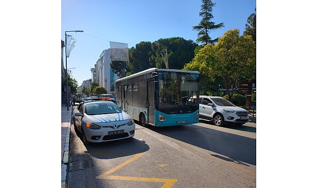 Manisa'da Tarihi Uygulama: YKS Günü 31 Bin Öğrenci Ücretsiz Ulaştı