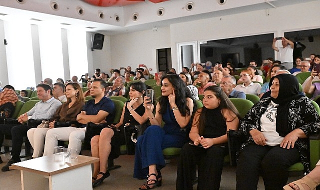 MASMEK Kursiyerleri Yıl Sonu Gösterisinde Yeteneklerini Sergiledi