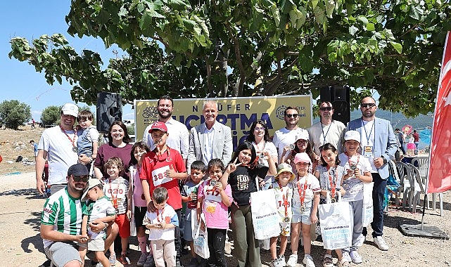 Nilüfer'de 500 uçurtma gökyüzüyle buluştu: Çocuklar ve aileler unutulmaz bir gün yaşadı