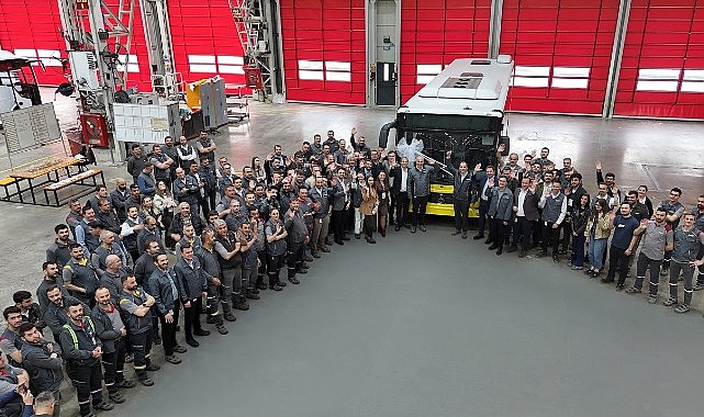 Otokar Sakarya'da İlk Mercedes-Benz Conecto'yu Üretti, Seri Üretim 2026'da