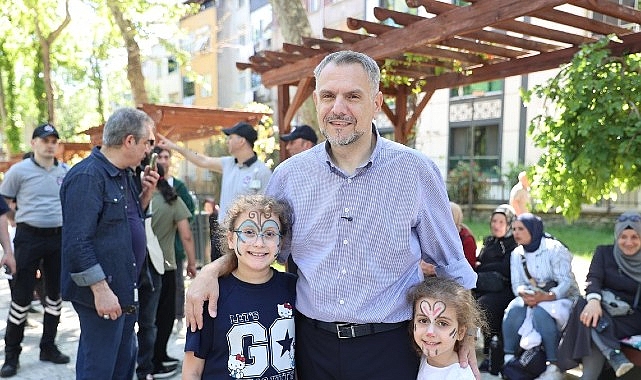 Bayrampaşa'da Sabri Akpınar Parkı yenilendi: 800 metrekarelik güvenli oyun alanı