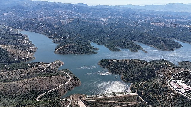 Seferihisar'da 1750 Üreticiye 55 Km'lik Hatla Sulama Sezonu Başladı