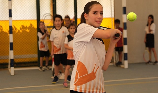 Seferihisar'da Yaz Spor Okulları İçin Kayıtlar Başlıyor: 8 Branşta Eğitim Fırsatı