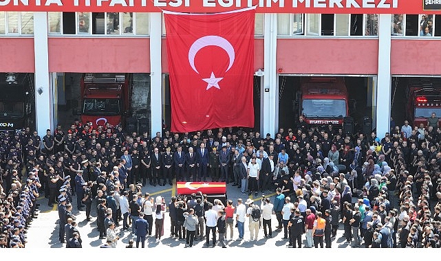 Konya'da Şehit Olan İtfaiyeci Mehmet Tekeli Son Yolculuğuna Uğurlandı