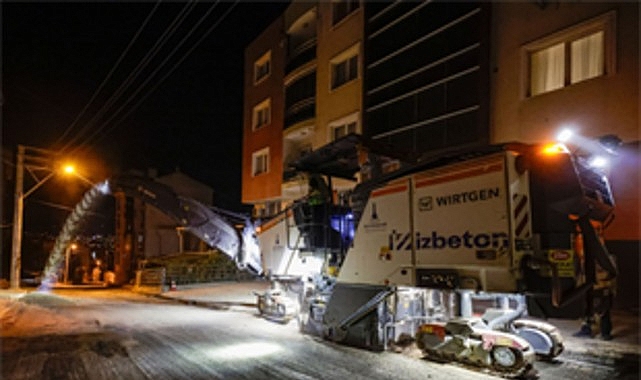 İzmir Toros Caddesi'nde Gece Asfalt Seferberliği: 1200 Metrekarelik Yenileme