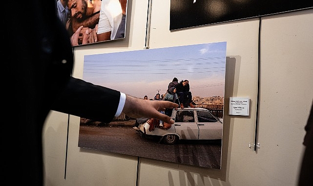 Fotoğraflarla Göçün İnsan Yüzü: Üsküdar'da Duygu Yüklü Sergi