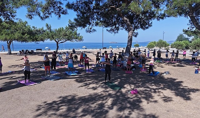 Menderes'te Deniz Manzaralı Pilates: Kadınlar İçin Ücretsiz Yaz Etkinliği