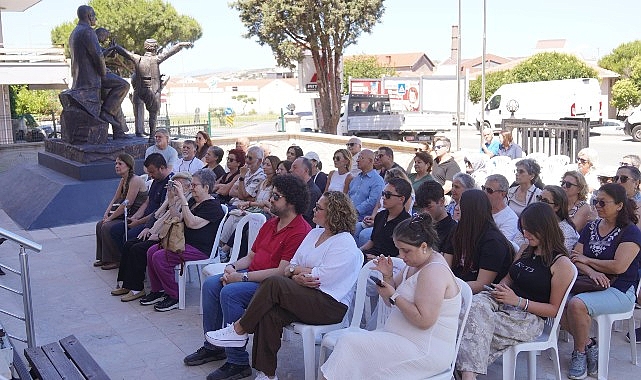 Ayvalık'ta Zeytin Çekirdekleri Orkestralarından Unutulmaz Sezon Finali Konseri