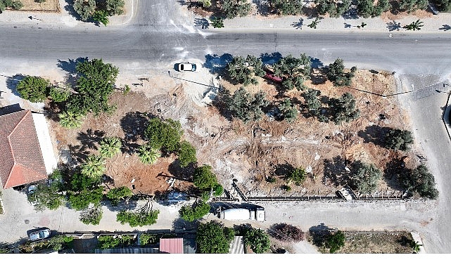 Didim Belediyesi Efeler Mahallesi'nde Kilit Parke Taşıyla Yolları Yeniliyor