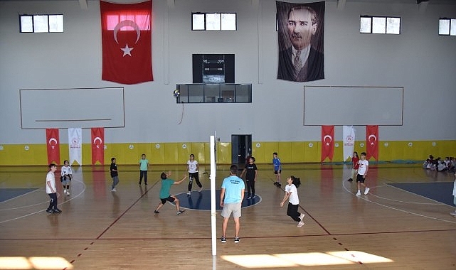 Kartepe'de Yaz Spor Okulları ve Genç Akademi İçin Kayıtlar Başladı: 10 Branş Ücretsiz